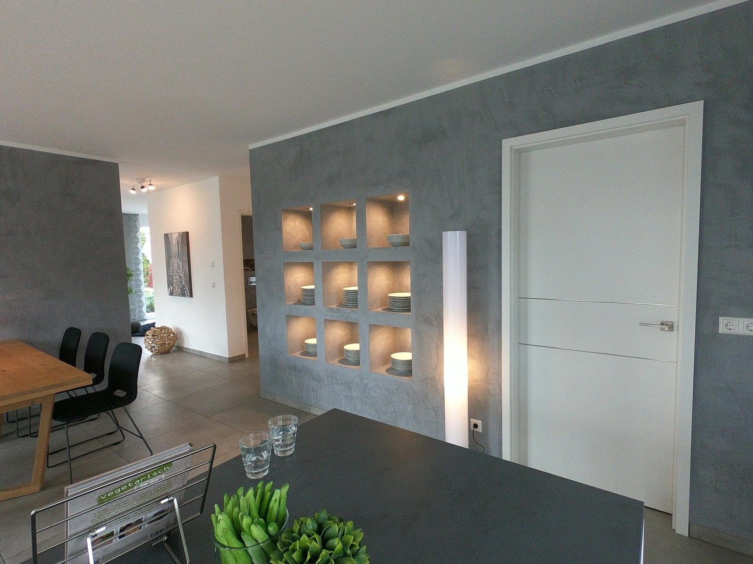 Ein Haus das mehr als 4 Wände ist...Sandro Zuschke 015783050607