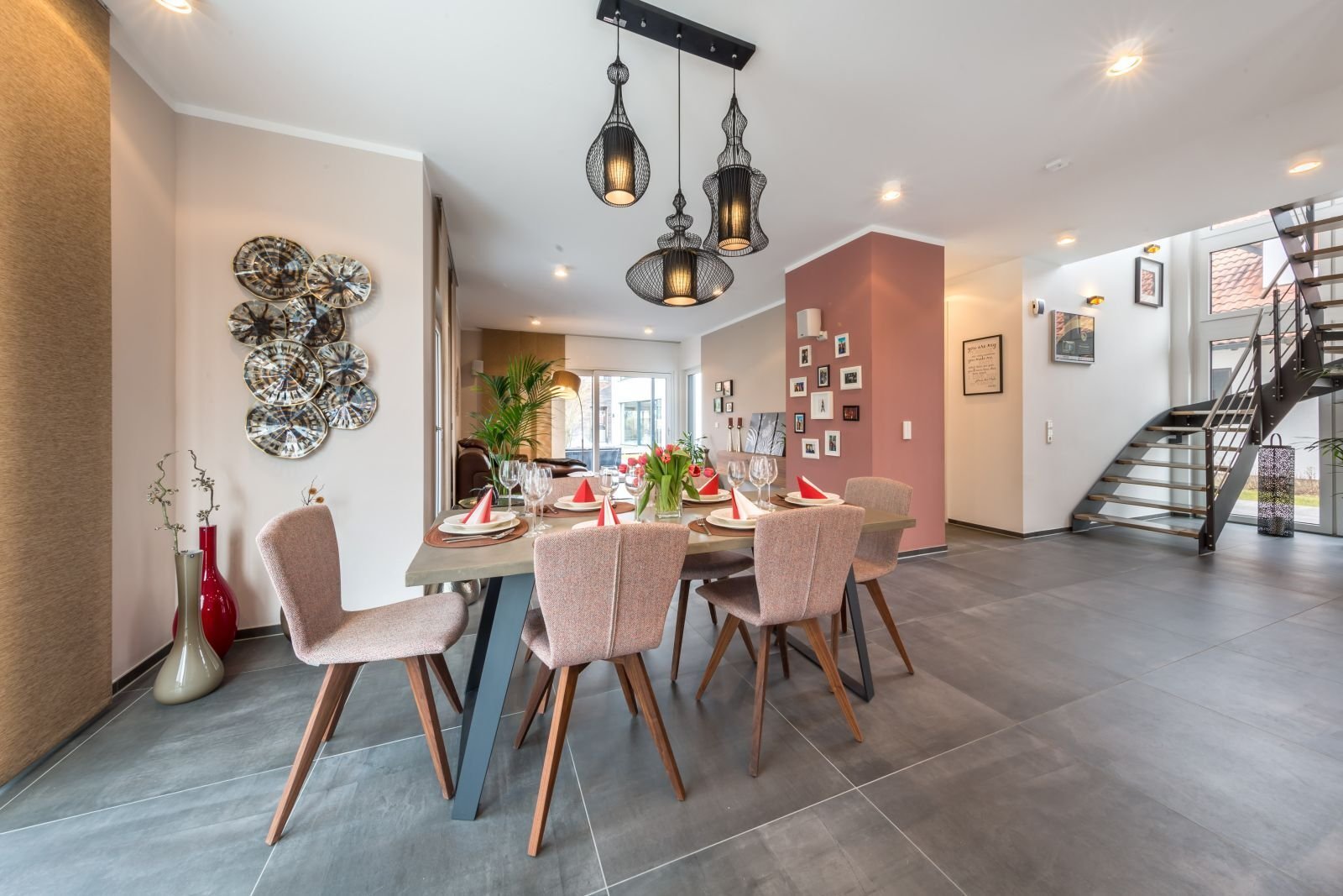 Architektur, die Persönlichkeit ausdrückt...015783050607