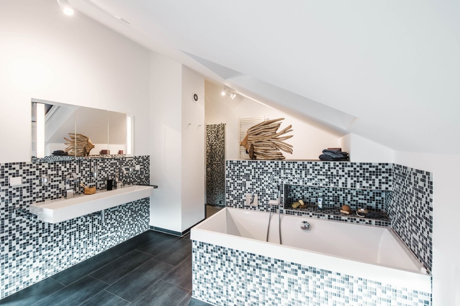 EIN HAUS, VIELE OPTIONEN - KEINE KOMPROMISSE