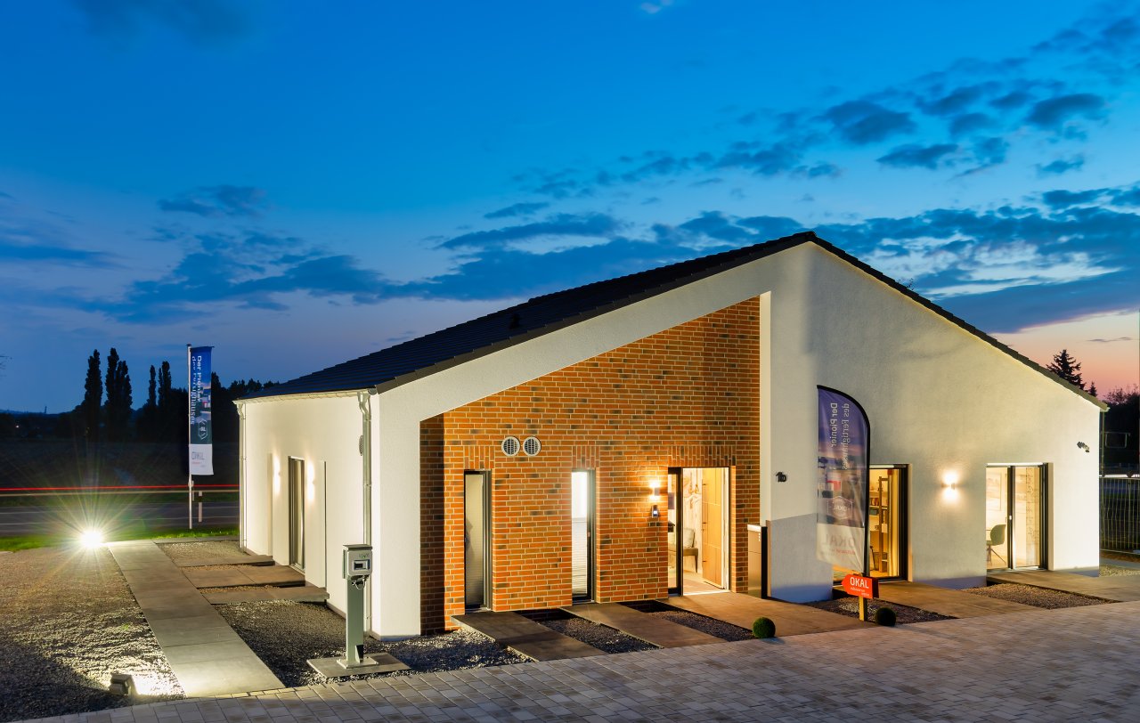 Bungalow in perfekter Schönheit und das nur für sie ! Mit einen Grundstück bereits berechnet !